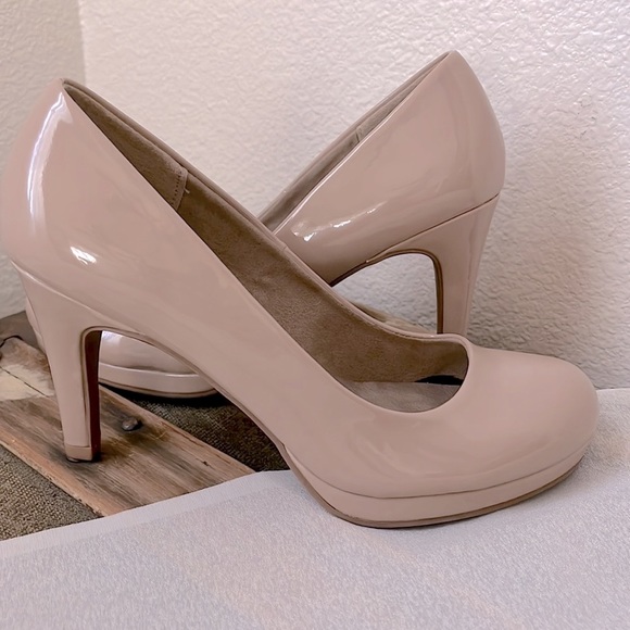New! CL By Laundry Nilah Platform Pump - Picture 2 of 6